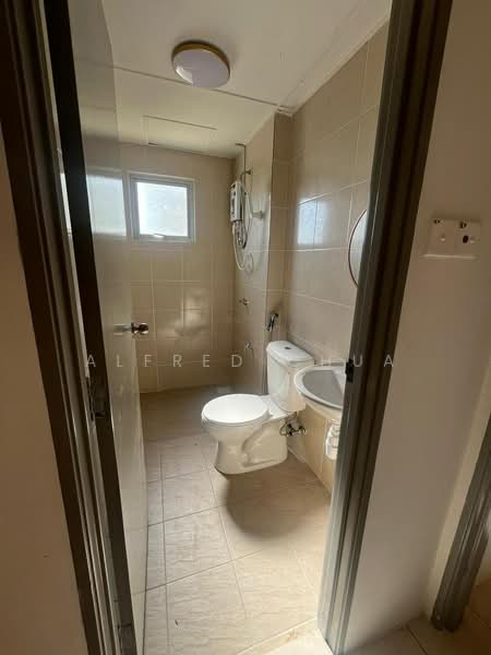 Apartment for Rent at SP Lodge Sri Pertiwi - Alfred Chua - Bathroom - PropertyGuru.com.my