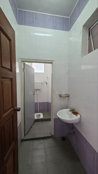 Detached Factory for Sale in Taman Batu Gajah Perdana (Batu Gajah) - CY Lee - Bathroom - PropertyGuru.com.my