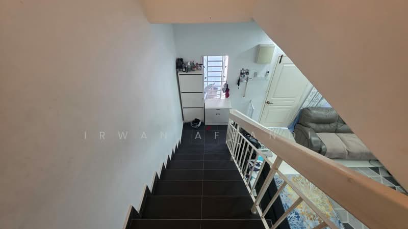 2-storey Terraced House for Sale in Bandar Saujana Putra (Tanjong Duabelas) - Irwan Affandi - Interior - PropertyGuru.com.my