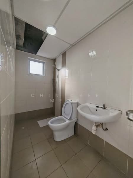 Axis Crown untuk Untuk Dijual - RM 289,000, Mac 2026 - Bathroom - PropertyGuru.com.my