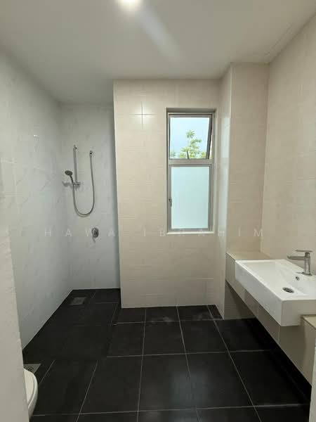 2-storey Terraced House for Sale in Bandar Rimbayu (Telok Panglima Garang) - Hawa Ibrahim - PropertyGuru.com.my