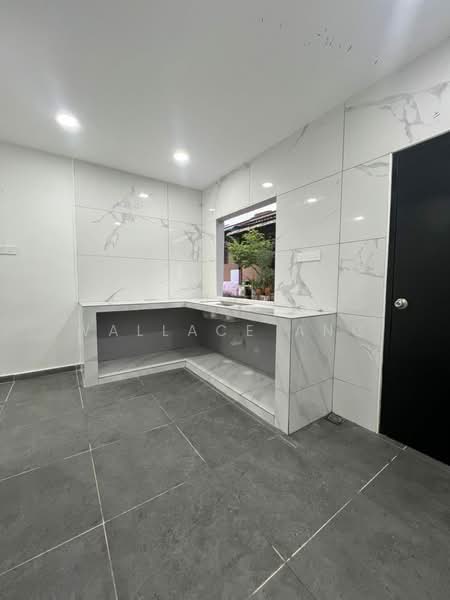 1-storey Terraced House for Sale in Taman Puteri Wangsa (Ulu Tiram) - Wallace Ang - Kitchen - PropertyGuru.com.my