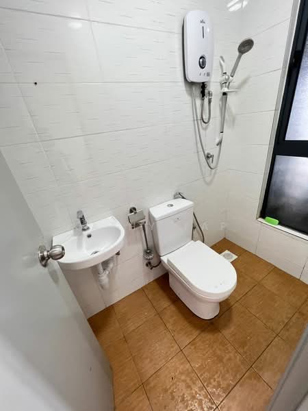 Service Residence for Rent at Ayuman Suites - Kathy Yap - Bathroom - PropertyGuru.com.my