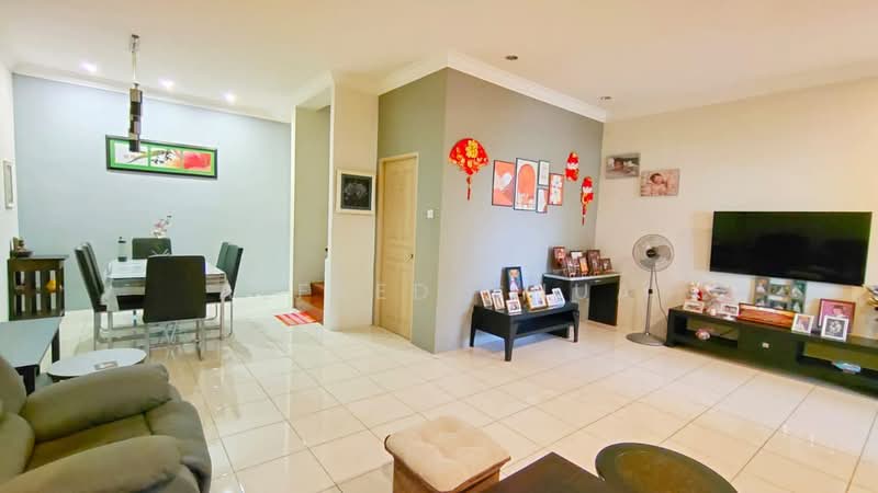 2-storey Terraced House for Sale in Kuching (Sarawak) - Alfred Chua - Living Room - PropertyGuru.com.my
