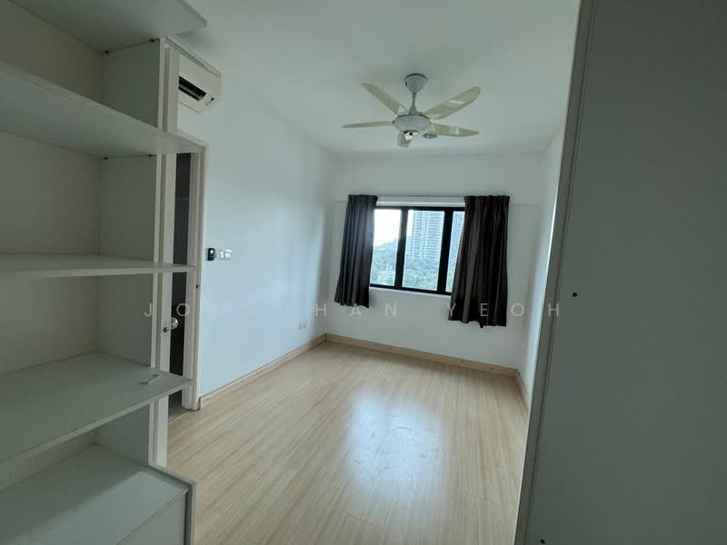 Hedgeford 10 Residences untuk Untuk Dijual - RM 358,000, Mac 2026 - Bedroom - PropertyGuru.com.my