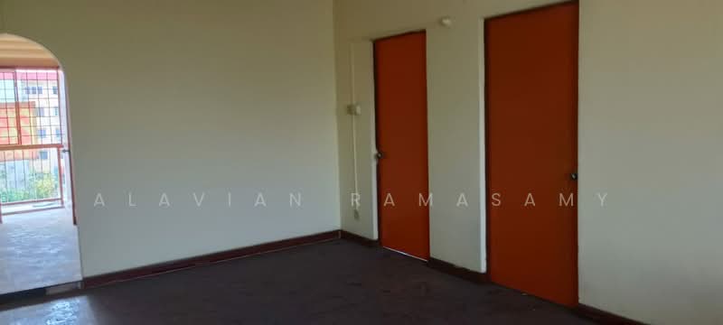 Flat PKNS Section 17 Shah Alam untuk Untuk Dijual - RM 169,000, Mac 2026 - Interior - PropertyGuru.com.my
