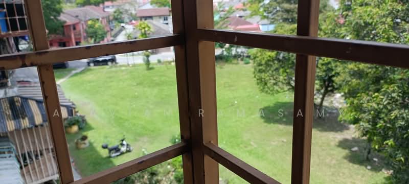 Flat PKNS Section 17 Shah Alam untuk Untuk Dijual - RM 169,000, Mac 2026 - Exterior - PropertyGuru.com.my