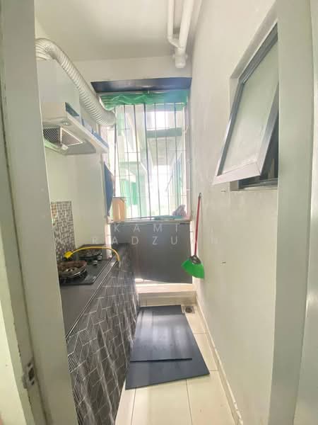 Service Residence for Rent at Almyra Residences - Kamil Radzuan - Kitchen - PropertyGuru.com.my