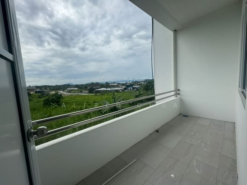 Semi-Detached House for Sale in Semaba (Kuching) - Alfred Chua - Balcony - PropertyGuru.com.my