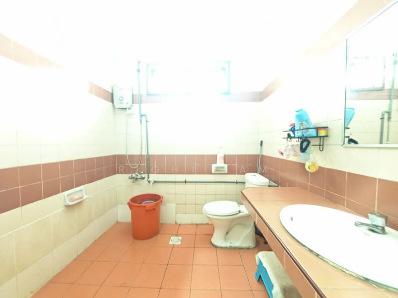 2-storey Terraced House for Sale in Taman Mount Austin (Tebrau) - Right Lam - PropertyGuru.com.my