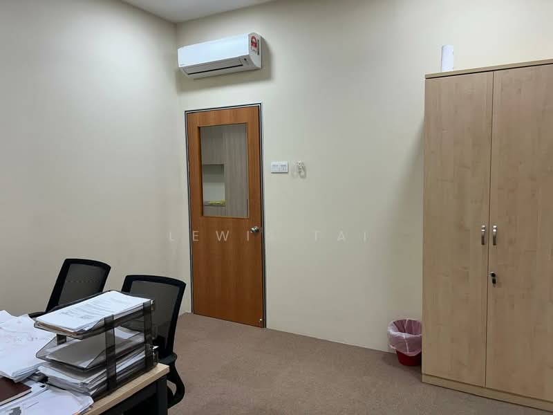 Shop / Office for Rent in Johor Bahru (Johor) - Lewis Tai - Interior - PropertyGuru.com.my
