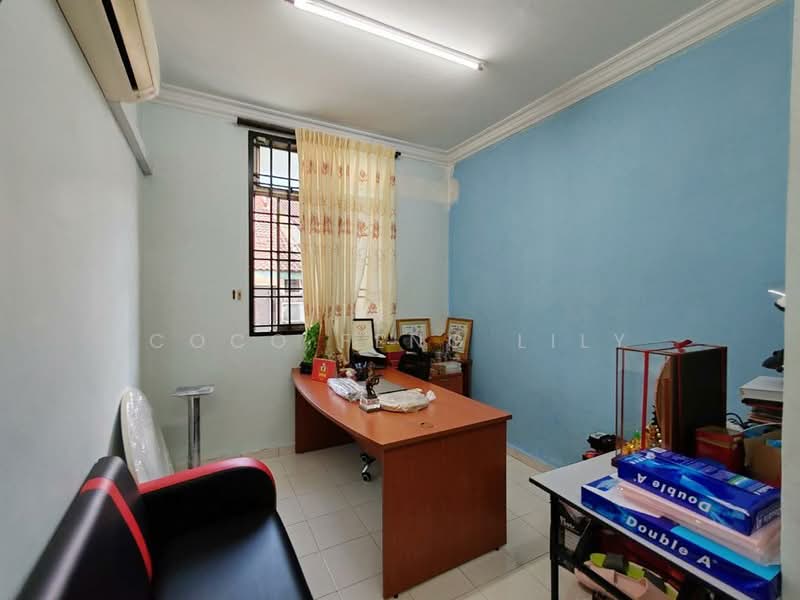 1-storey Terraced House for Sale in Taman Puteri Wangsa (Ulu Tiram) - Coco Feng Lily - Study - PropertyGuru.com.my