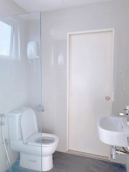 La Thea Residences untuk Untuk Disewa - RM 2,600 /bulan, Apr 2026 - Bathroom - PropertyGuru.com.my