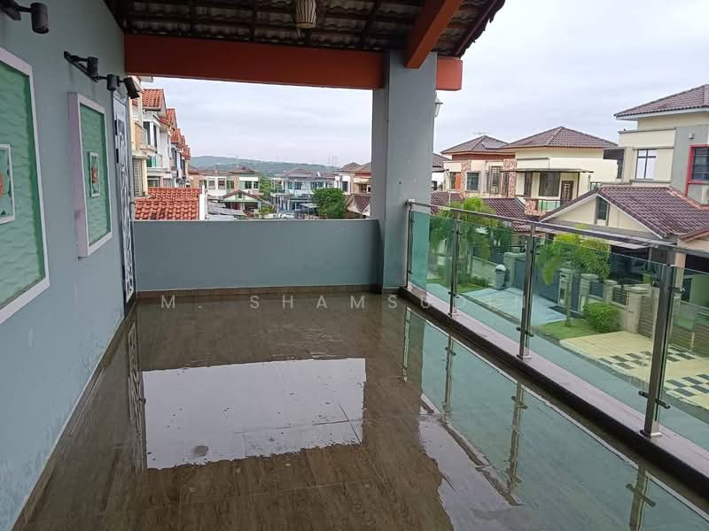 Taman Pulai Bayu untuk Untuk Dijual - RM 1,300,000, Mac 2026 - Balcony - PropertyGuru.com.my