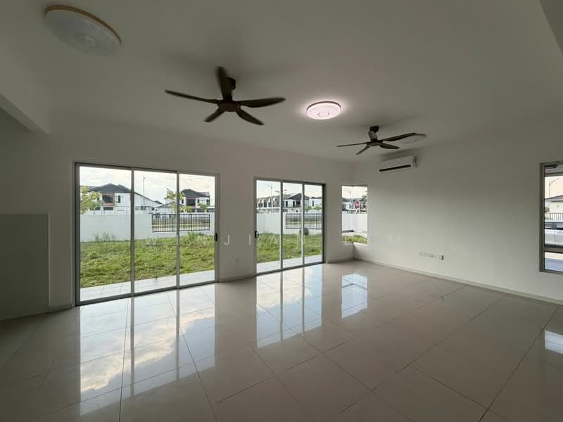 2-storey Terraced House for Rent in Taman Sepang (Sepang) - Winjian Lim - Living Room - PropertyGuru.com.my