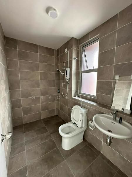 2-storey Terraced House for Rent in Bandar Rimbayu (Telok Panglima Garang) - Grace Lai - Bathroom - PropertyGuru.com.my