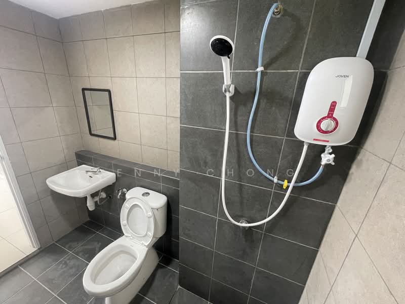 Residensi Dutamas Dahlia untuk Untuk Disewa - RM 1,700 /bulan, Mac 2026 - Bathroom - PropertyGuru.com.my