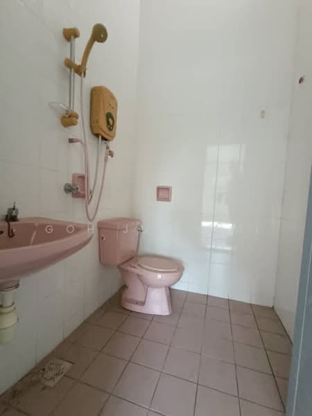 2-storey Terraced House for Rent in Cheng (Melaka) - Goh Jun Khai - Bathroom - PropertyGuru.com.my