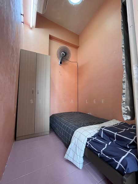 Condominium for Sale at Evergreen Park Scot Pine - Stella Lee - Bedroom - PropertyGuru.com.my