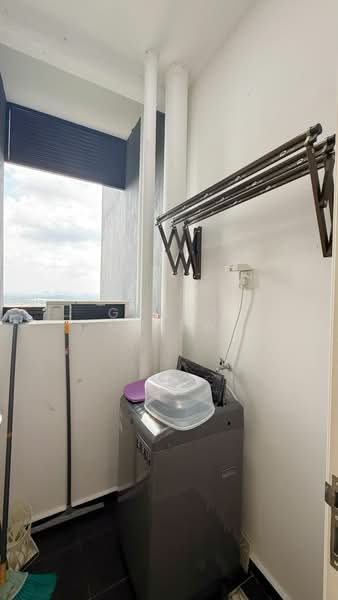 Apartment for Rent at D'Pristine - Grace Chiew - Balcony - PropertyGuru.com.my