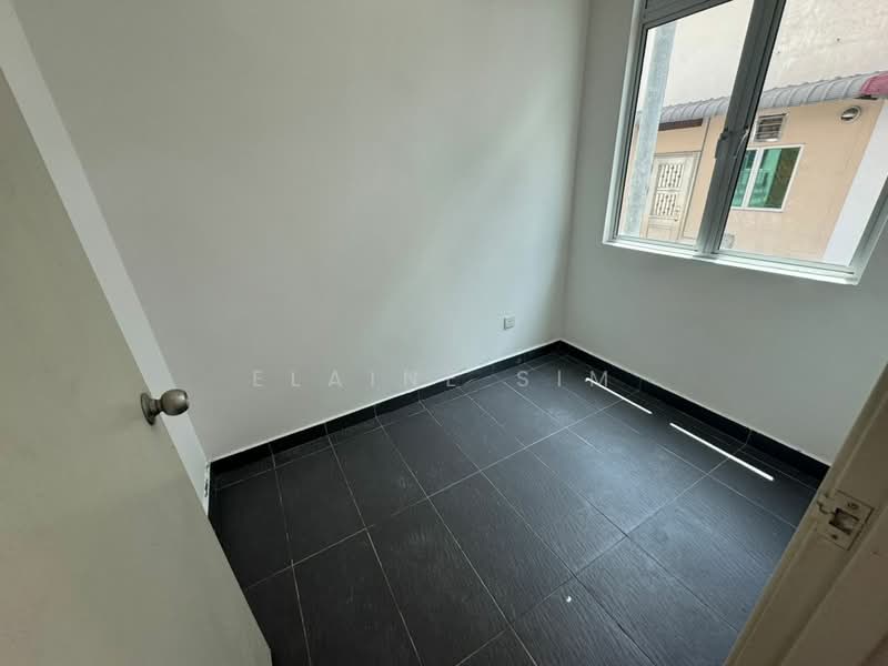 2-storey Terraced House for Sale in Bandar Putra (Kulai) - Elaine Sim - Interior - PropertyGuru.com.my