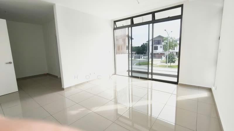 Cluster House for Sale in Horizon Hills (Iskandar Puteri (Nusajaya)) - Hock Kim - Living Room - PropertyGuru.com.my