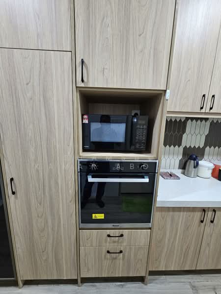 The Brymwood @ Saujana Impian untuk Untuk Dijual - RM 1,800,000, Mac 2026 - Kitchen - PropertyGuru.com.my