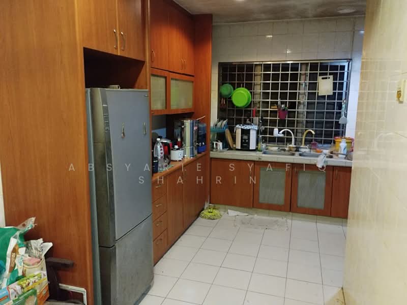 SS25 untuk Untuk Dijual - RM 880,000, Mac 2026 - Kitchen - PropertyGuru.com.my