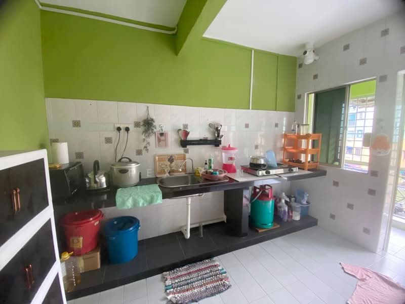 Apartment for Sale at Lily & Jasmine Apartment - Rex Yong - Kitchen - PropertyGuru.com.my