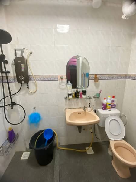 Apartment for Sale at Lily & Jasmine Apartment - Rex Yong - Bathroom - PropertyGuru.com.my