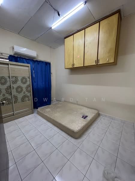 Taman Pelangi untuk Untuk Disewa - RM 3,000 /bulan, Mac 2026 - Bedroom - PropertyGuru.com.my