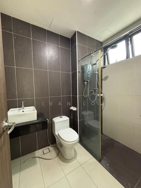 D'Secret Garden (Pangsapuri Kempas Indah) untuk Untuk Disewa - RM 1,799 /bulan, Mac 2026 - Bathroom - PropertyGuru.com.my