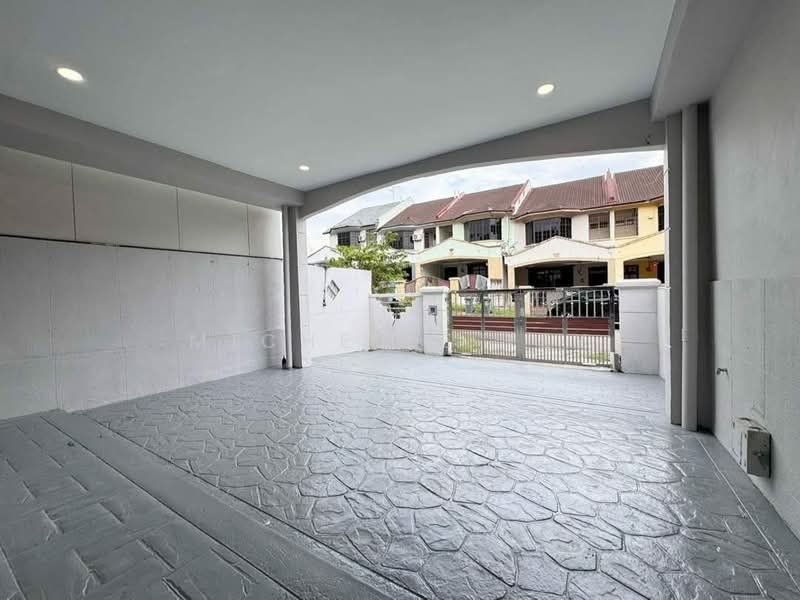 2-storey Terraced House for Sale in Ulu Tiram (Johor) - Michelle Tey - Exterior - PropertyGuru.com.my