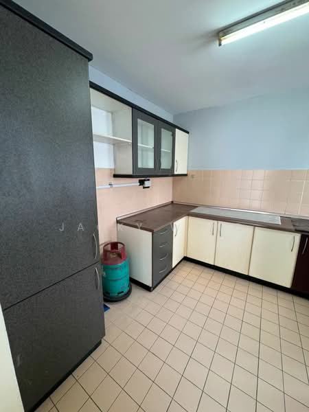 Condominium for Rent at Pantai Hillpark 5 - Jacky Wong - Kitchen - PropertyGuru.com.my