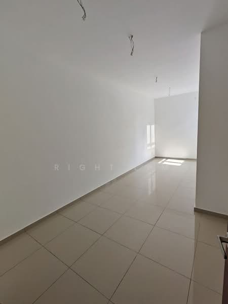For Rent - Taman Seri Austin