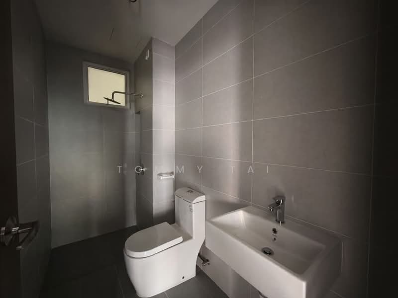 Service Residence for Rent at TRELLIS RESIDENCES - Tommy Tai - Bathroom - PropertyGuru.com.my