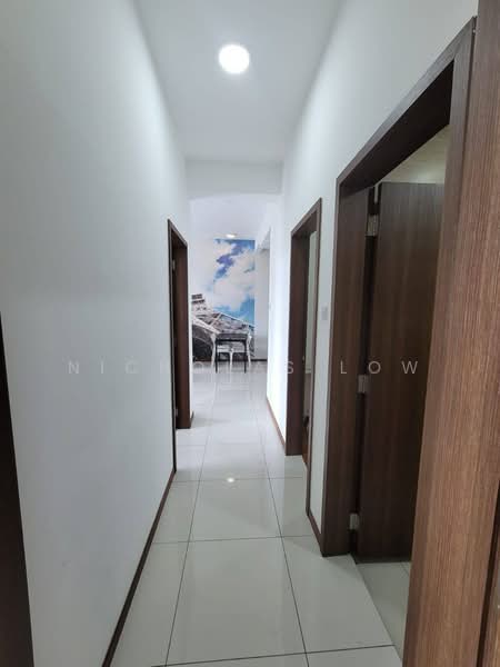 Crescent Bay Suites (Teluk Bayu) untuk Untuk Disewa - RM 2,300 /bulan, Mac 2026 - Corridor - PropertyGuru.com.my