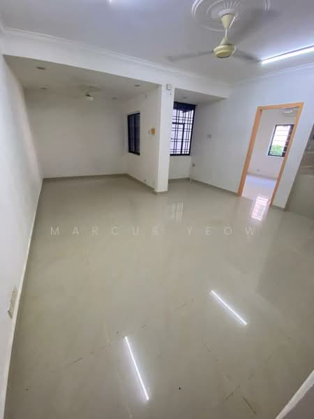 Untuk Disewa - Dahlia