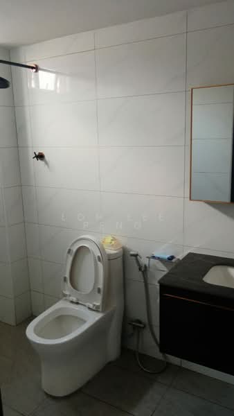 Shop / Office for Rent in Johor Bahru (Johor) - Loh Lee Peng - Bathroom - PropertyGuru.com.my
