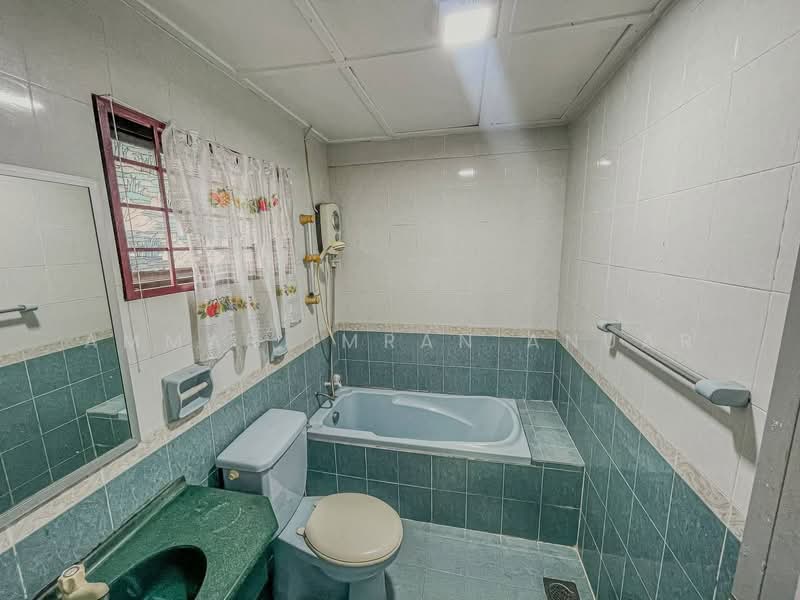 Condominium for Sale at Tiara Faber - Ammar Imran Anuar - Bathroom - PropertyGuru.com.my