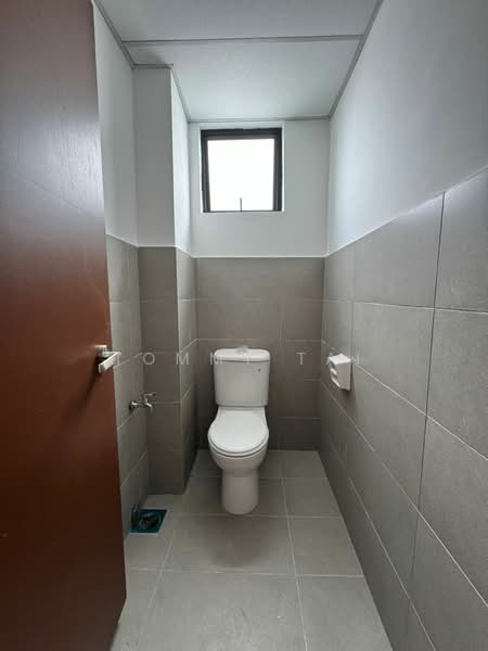 Shop for Rent in Austin Crest (Johor Bahru) - Tommy Tai - Bathroom - PropertyGuru.com.my