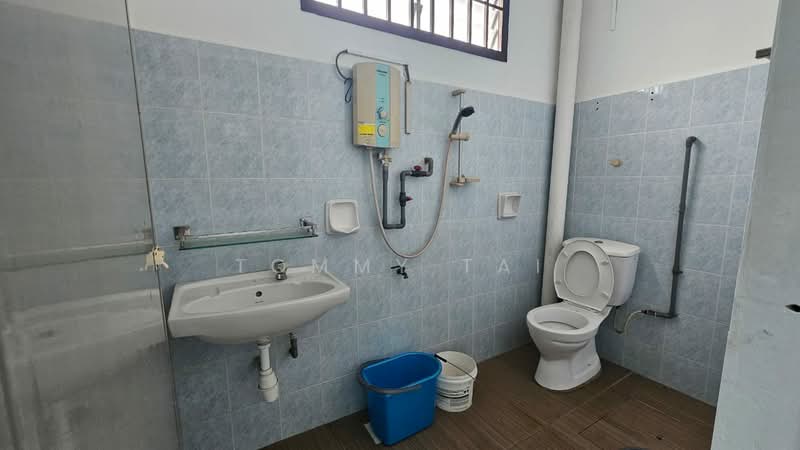 2-storey Terraced House for Rent in Taman Setia Indah (Tebrau) - Tommy Tai - Bathroom - PropertyGuru.com.my