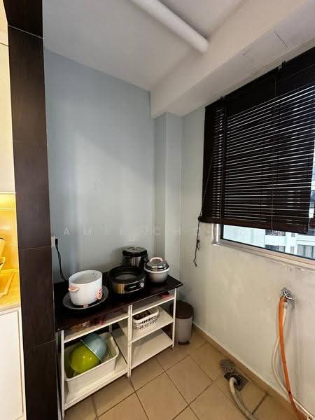 Kondominium untuk Dijual di Upper East @ Tiger Lane - Amie Chong - Kitchen - PropertyGuru.com.my