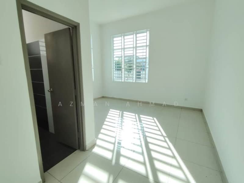 Bungalow for Sale in Seremban (Negeri Sembilan) - Azman Ahmad - PropertyGuru.com.my