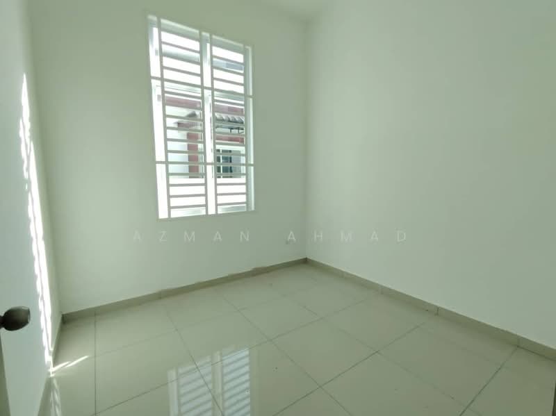 Bungalow for Sale in Seremban (Negeri Sembilan) - Azman Ahmad - PropertyGuru.com.my
