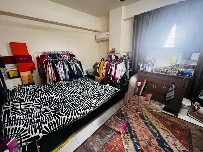 Emerald Hill Condominium untuk Untuk Dijual - RM 410,000, Mac 2026 - Bedroom - PropertyGuru.com.my