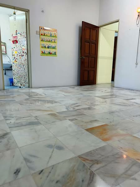 2-storey Terraced House for Sale in Batu Gajah (Perak) - Amie Chong - Bedroom - PropertyGuru.com.my