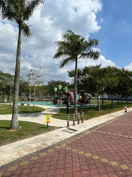 2-storey Terraced House for Sale in Bandar Puncak Alam (Puncak Alam) - Danial Mohd Zaki - Exterior - PropertyGuru.com.my