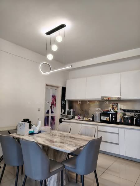 Meridin Suites @ The Meridin untuk Untuk Disewa - RM 2,900 /bulan, Mac 2026 - Kitchen - PropertyGuru.com.my