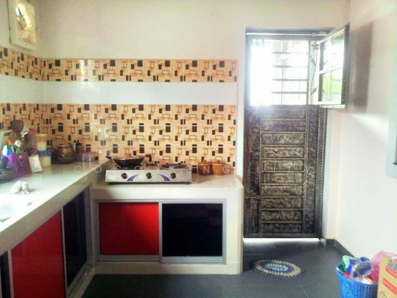 Taman Bukit Indah untuk Untuk Dijual - RM 738,000, Mac 2026 - Kitchen - PropertyGuru.com.my